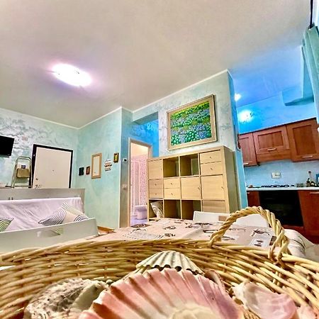 Francesca Apartments Ostia מראה חיצוני תמונה